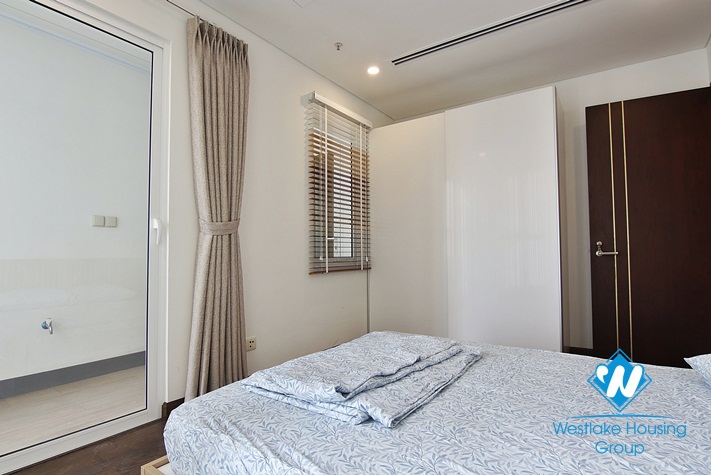 Hanoi Aqua Central 03 bedroom apartment for rent, 44 Yen Phu, Hanoi